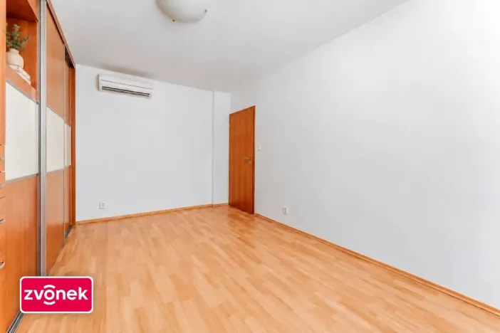 Prodej bytu 3+kk, Otrokovice, SNP, 71 m2