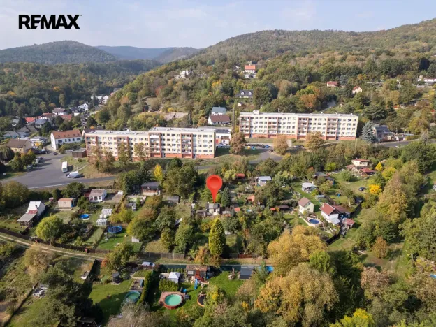 Prodej zahrady, Lom, 807 m2