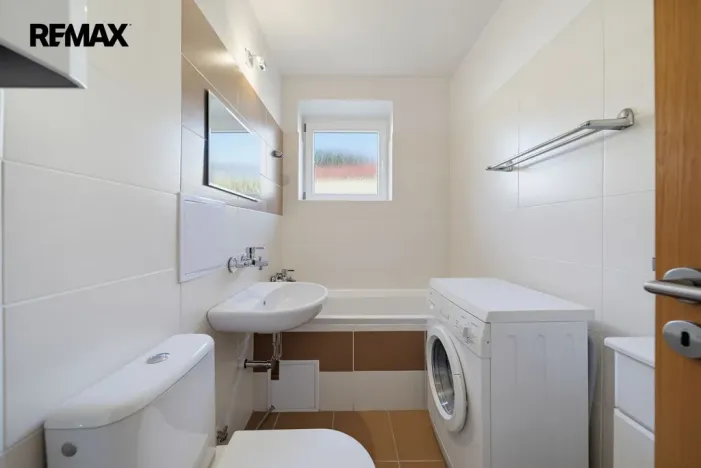 Prodej bytu 2+1, Lom - Loučná, Novostavby, 49 m2