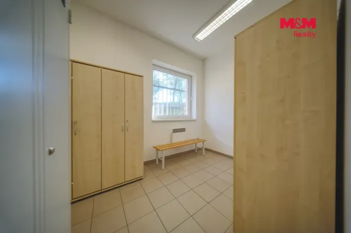 Prodej skladu, Ostrava - Petřkovice, Petřkovická, 1200 m2