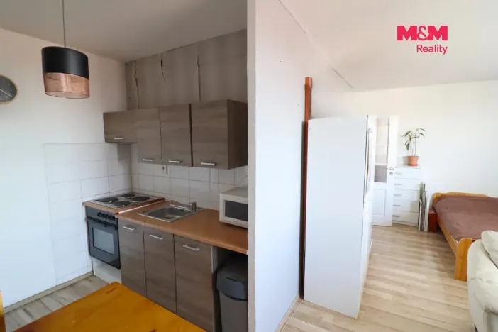 Pronájem bytu 1+kk, Most, Česká, 33 m2