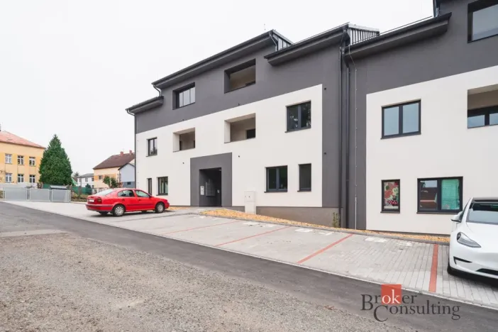 Prodej bytu 2+kk, Břasy, 47 m2
