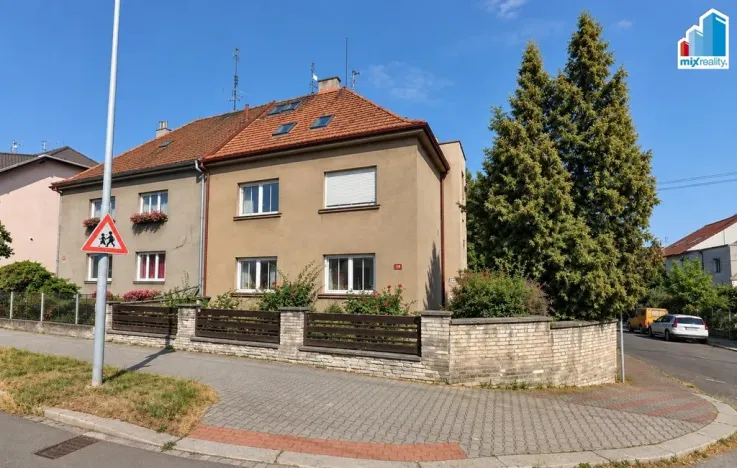 Pronájem bytu 1+kk, Plzeň - Doubravka, Třešňová, 16 m2