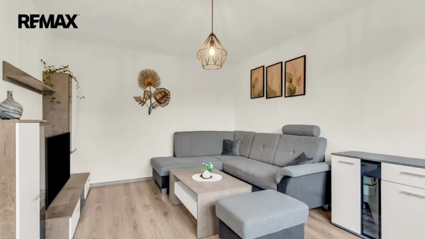 Prodej bytu 2+1, Třebíč - Nové Město, Modřínová, 56 m2