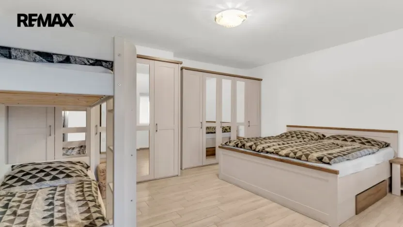 Prodej rodinného domu, Odunec, 202 m2