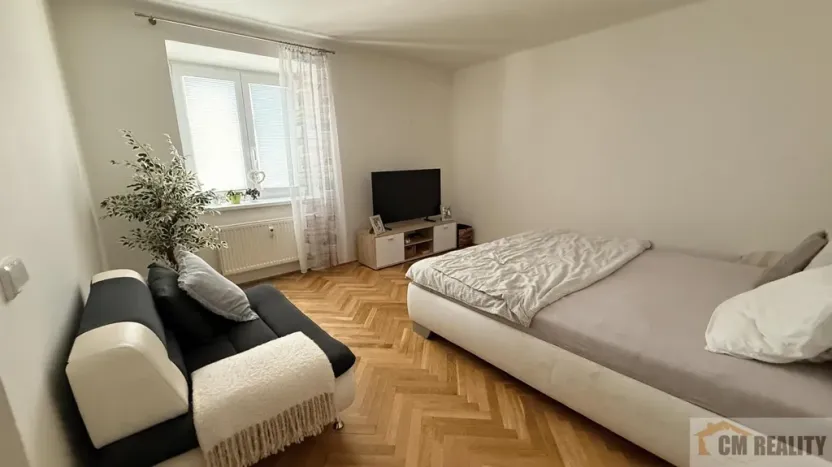 Pronájem bytu 2+1, Olomouc - Nové Sady, Myslbekova, 71 m2