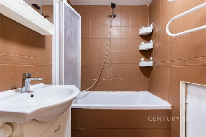 Prodej bytu 3+1, Teplice - Trnovany, Doubravická, 73 m2