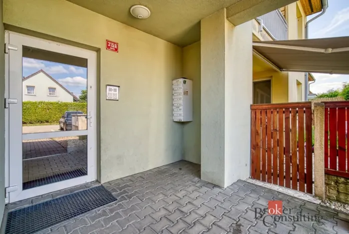 Pronájem bytu 2+kk, Mratín, Brandýská, 44 m2