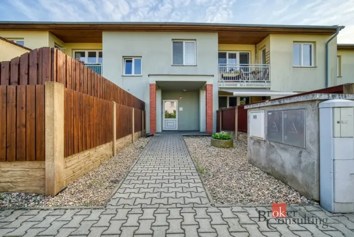 Pronájem bytu 2+kk, Mratín, Brandýská, 44 m2