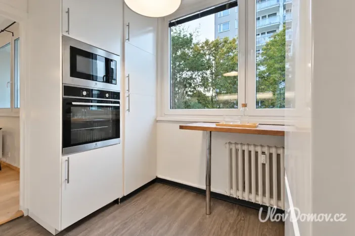 Prodej bytu 3+1, Praha - Hlubočepy, Renoirova, 71 m2