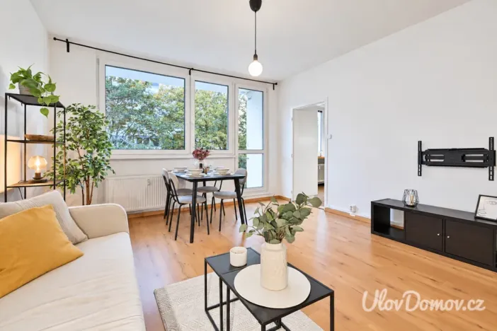 Prodej bytu 3+1, Praha - Hlubočepy, Renoirova, 71 m2