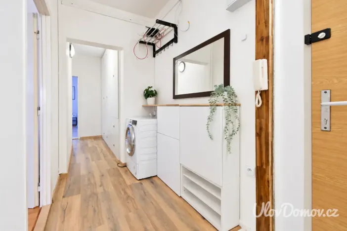 Prodej bytu 3+1, Praha - Hlubočepy, Renoirova, 71 m2