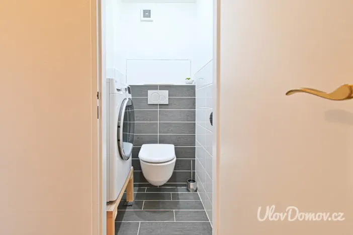 Prodej bytu 3+1, Praha - Hlubočepy, Renoirova, 71 m2