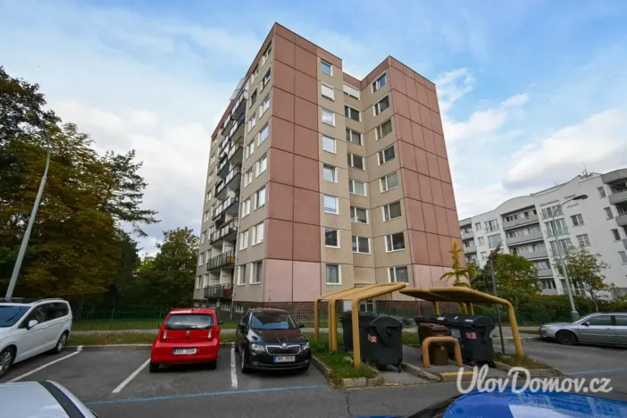 Prodej bytu 3+1, Praha - Hlubočepy, Renoirova, 71 m2