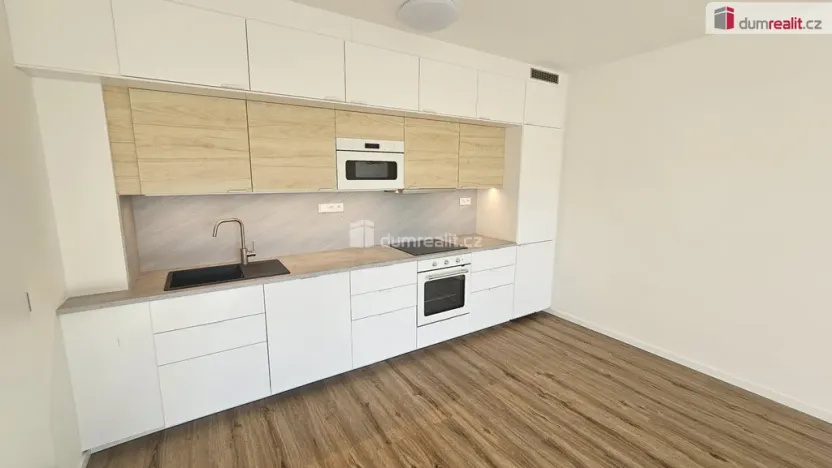 Prodej bytu 2+kk, Kladno - Dubí, Ke křížku, 70 m2
