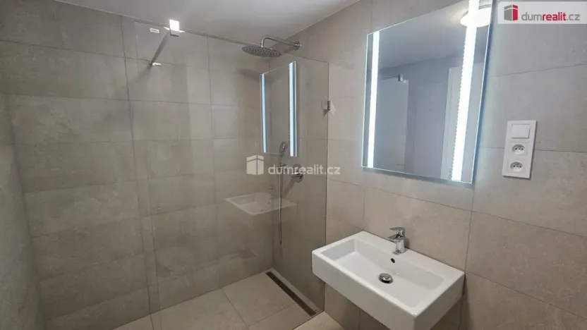 Prodej bytu 2+kk, Kladno - Dubí, Ke křížku, 70 m2
