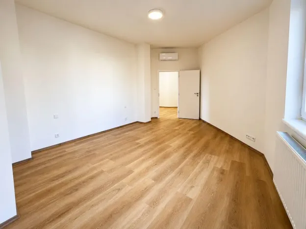 Pronájem bytu 2+kk, Praha - Libeň, Vosmíkových, 62 m2