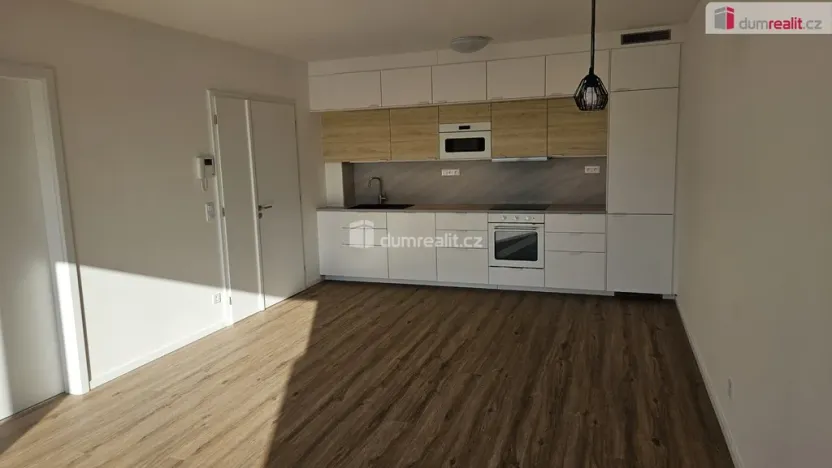 Prodej bytu 2+kk, Kladno - Dubí, Ke křížku, 66 m2