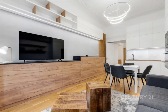 Pronájem bytu 1+kk, Praha - Bubeneč, Ovenecká, 34 m2