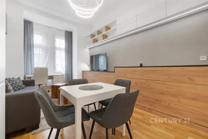 Pronájem bytu 1+kk, Praha - Bubeneč, Ovenecká, 34 m2