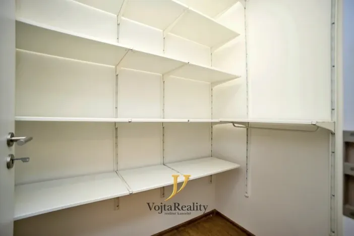 Pronájem bytu 3+kk, Olomouc - Lazce, Dlouhá, 89 m2