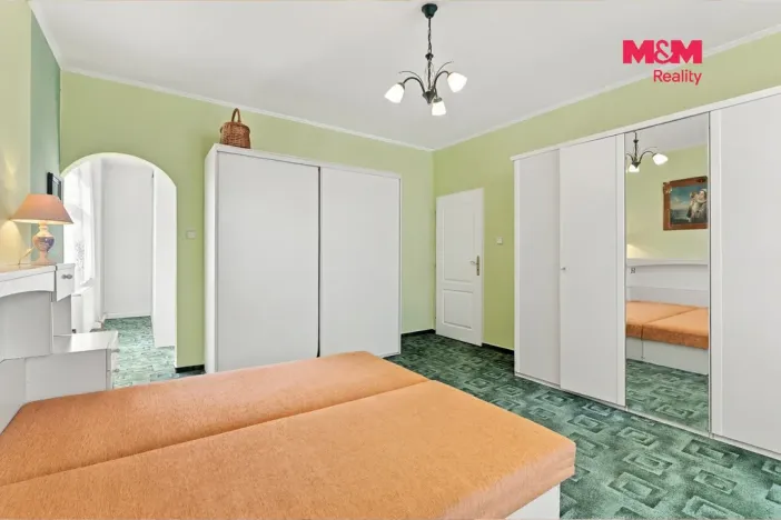 Prodej rodinného domu, Šluknov, Sokolská, 250 m2