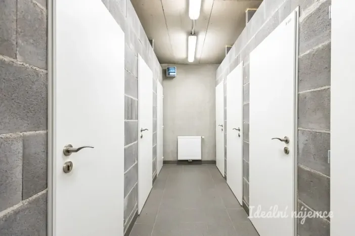 Pronájem bytu 2+kk, Praha - Střížkov, Střížkovská, 50 m2