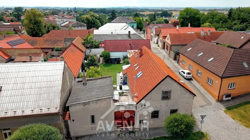 Prodej vícegeneračního domu, Sadská, Kostelní, 190 m2