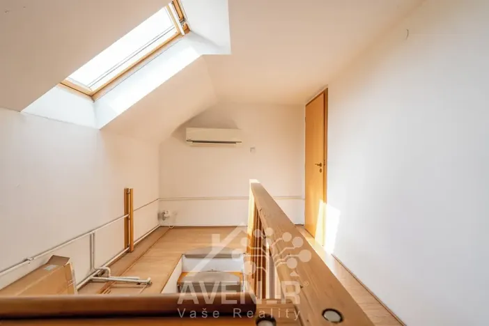 Prodej vícegeneračního domu, Sadská, Kostelní, 190 m2