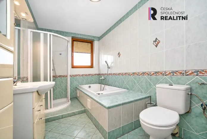 Prodej rodinného domu, Lednice, Na Zahradách, 254 m2