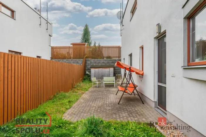 Pronájem bytu 3+kk, Zeleneč, U Lesoparku, 75 m2