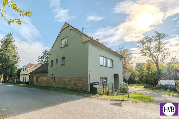 Prodej rodinného domu, 200 m², Mišovice, Svučice
