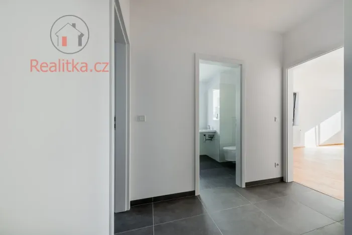 Prodej bytu 2+kk, Kladno, Lesík, 56 m2