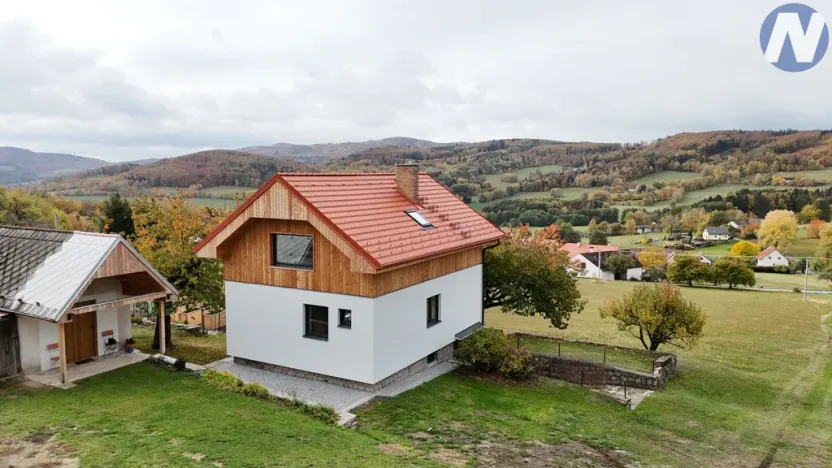 Pronájem rodinného domu, Brloh - Jaronín, 70 m2