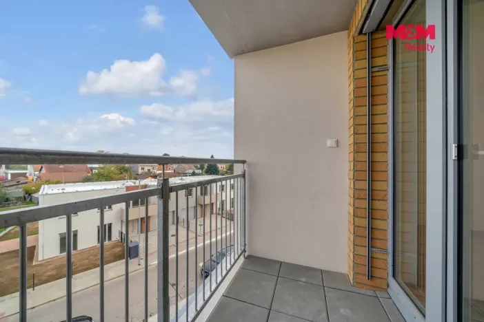 Pronájem bytu 2+kk, Pardubice - Ohrazenice, U Sportovní školy, 51 m2