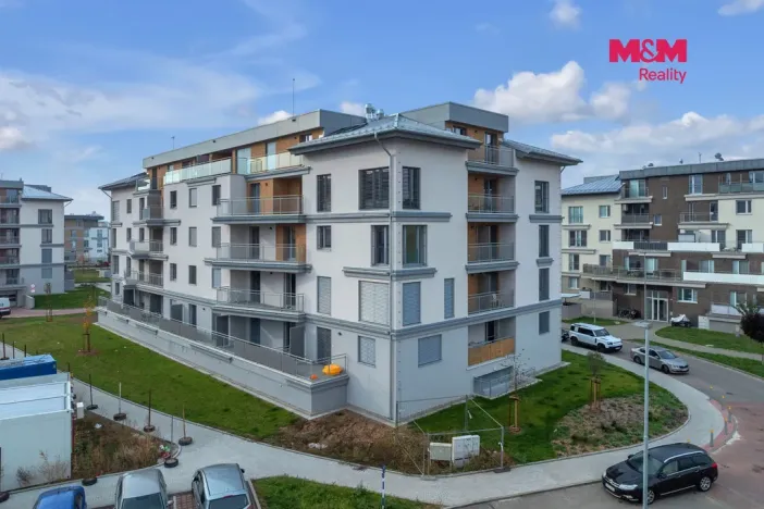 Pronájem bytu 2+kk, Pardubice - Ohrazenice, U Sportovní školy, 51 m2
