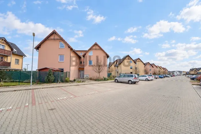 Prodej bytu 3+1, Nupaky, U Školky, 69 m2