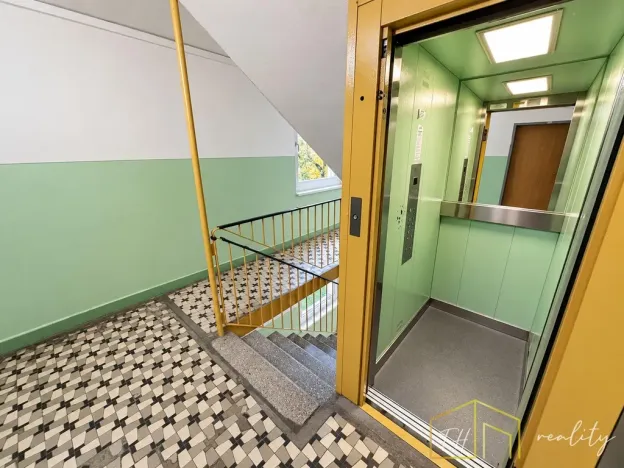 Prodej bytu 4+1, Teplice - Trnovany, Arbesova, 80 m2