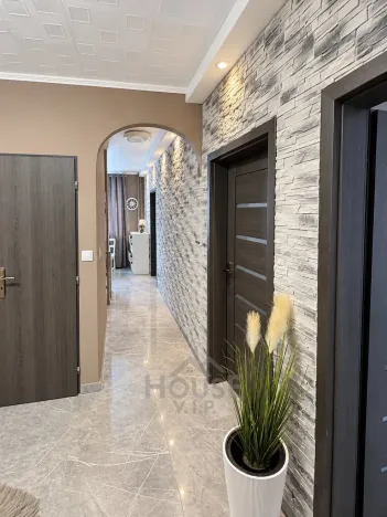 Prodej bytu 3+1, Milovice, Armádní, 60 m2