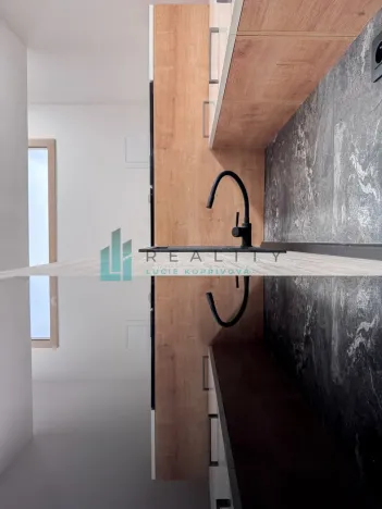 Prodej bytu 3+kk, Dubňany, Nám. 15.dubna, 61 m2
