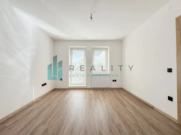 Prodej bytu 3+kk, Dubňany, Nám. 15.dubna, 61 m2