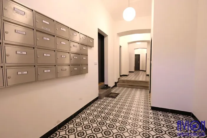 Prodej bytu 2+kk, Praha - Smíchov, Na Neklance, 28 m2