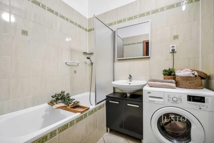Prodej bytu 1+1, Jablonec nad Nisou - Mšeno nad Nisou, Pražského povstání, 46 m2