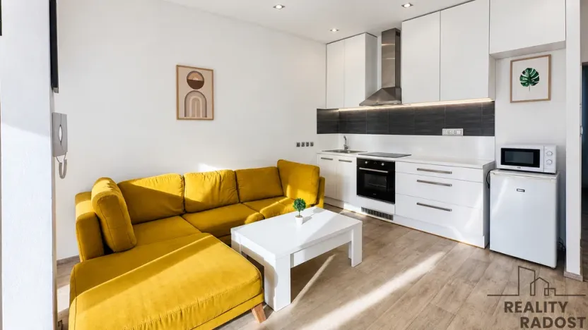 Prodej bytu 2+kk, Hodonín, tř. Dukelských hrdinů, 42 m2