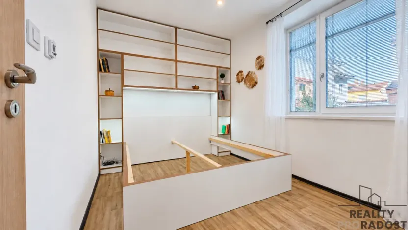 Prodej bytu 2+kk, Hodonín, tř. Dukelských hrdinů, 42 m2