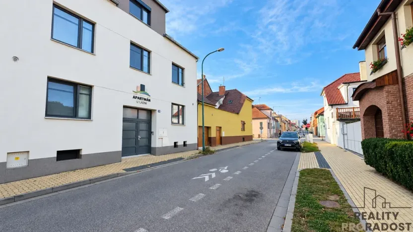 Prodej bytu 2+kk, Hodonín, tř. Dukelských hrdinů, 42 m2