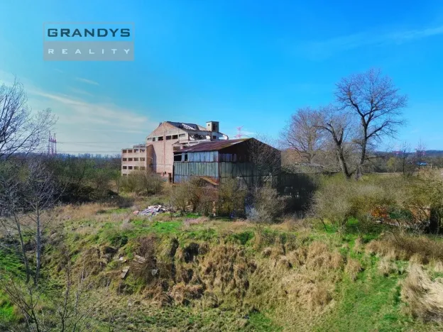 Prodej komerčního pozemku, Všestudy - Dušníky nad Vltavou, 42524 m2