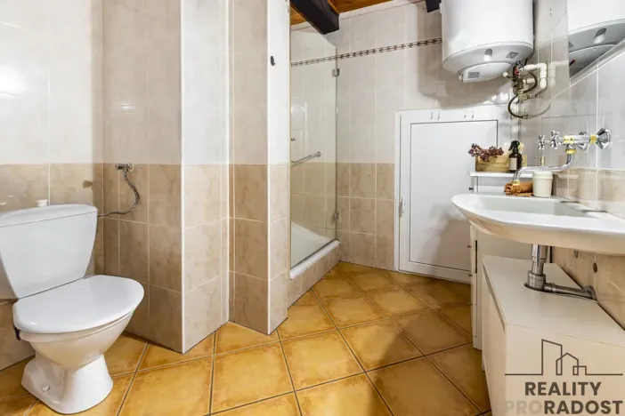 Prodej rodinného domu, Chrášťany - Doubrava, 620 m2