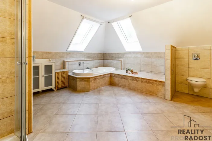 Prodej rodinného domu, Chrášťany - Doubrava, 620 m2