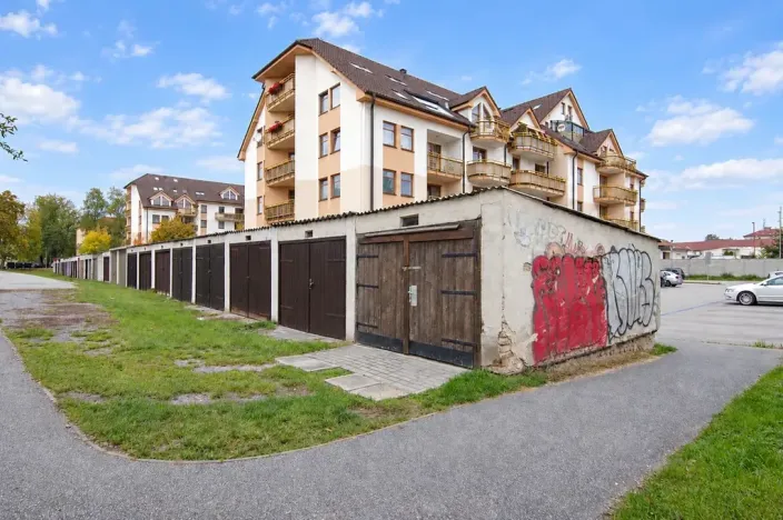 Prodej garáže, České Budějovice, 17 m2